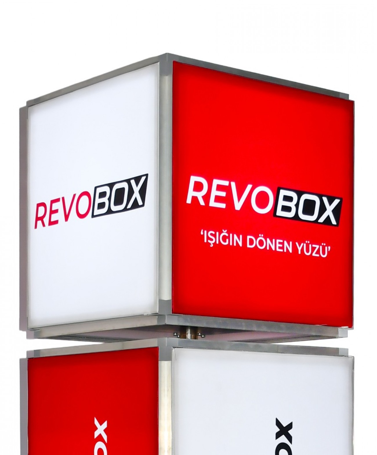 RevoBox RS218 üst logo ve alt kampanya modülleri