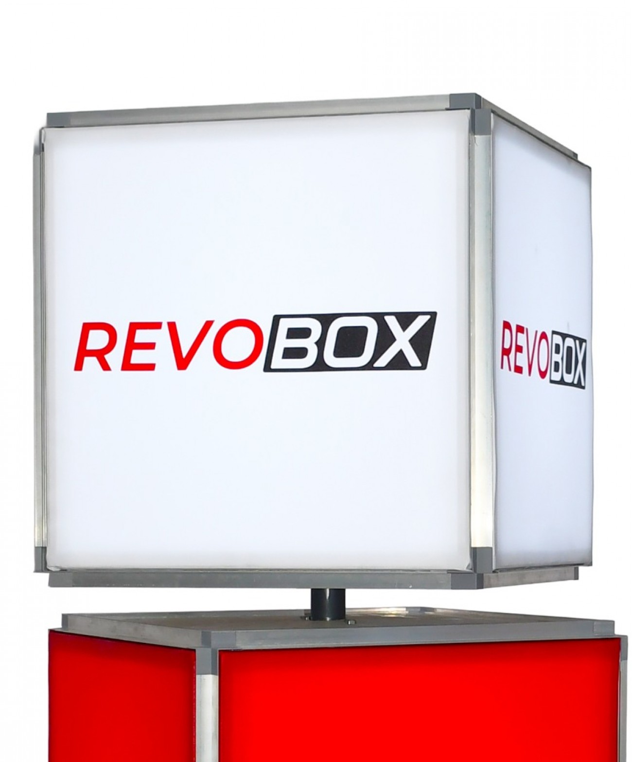 RevoBox RS315 LED aydınlatmalı küp modül detayı